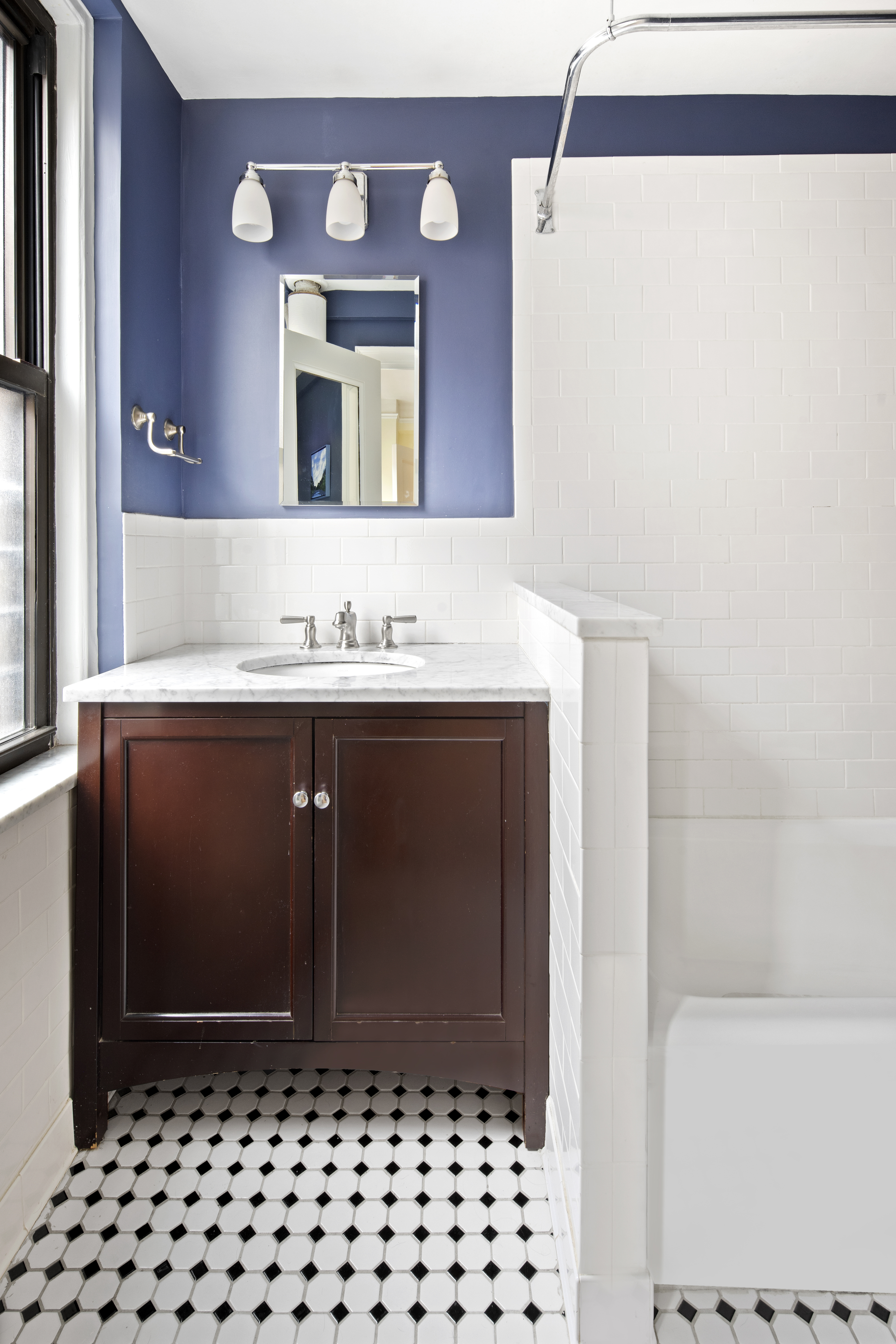 210 East 73rd Street, Unit 6A Manhattan, NY 10021 - Photo 7 of 10