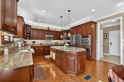 $1,400,000 | 6200 Guilford Drive, Alexandria, VA 22310