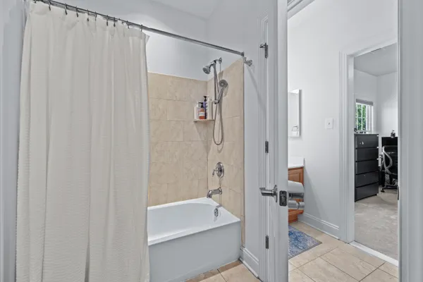 $1,050,000 | 8114 Kylemore Way, Ellicott City, MD 21043