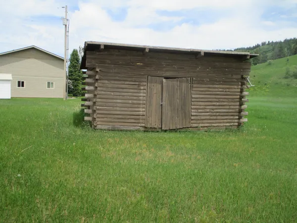 $995,000 | 115552 Hwy 89, Alpine, WY 83128