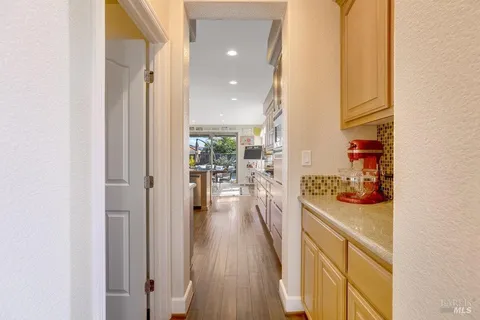 $1,350,000 | 661 Stoneman Court, Benicia, CA 94510
