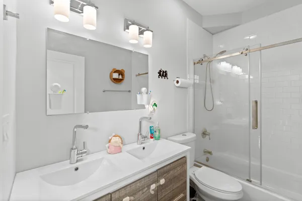 $525,000 | 1940 South 6th Street, Philadelphia, PA 19148