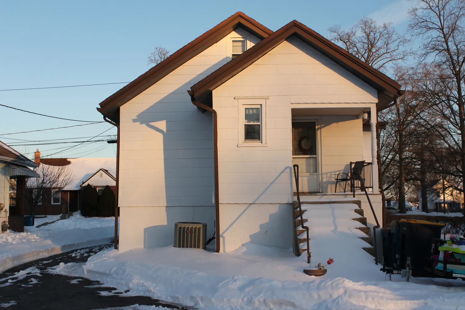 $345,000 | 15 Oak Avenue, Wilmington, DE 19805