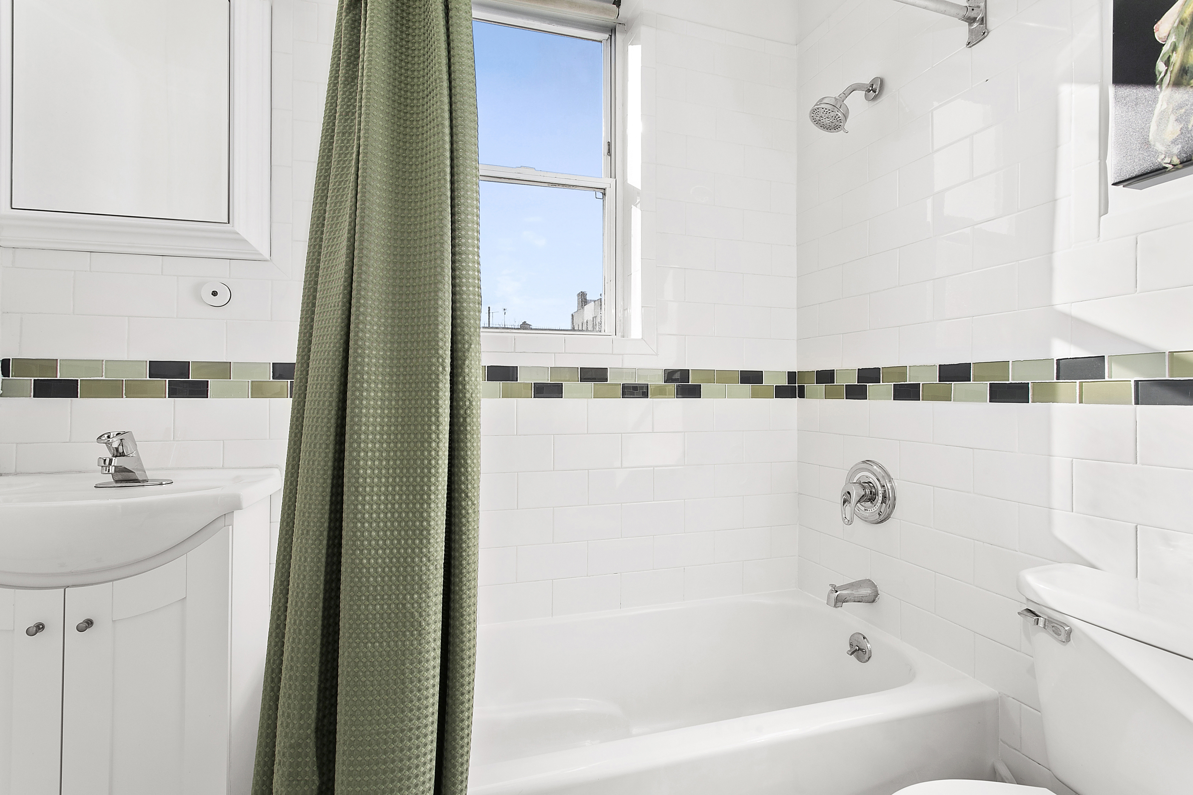 832 Classon Avenue, Unit 4L Brooklyn, NY 11238 - Photo 7 of 17