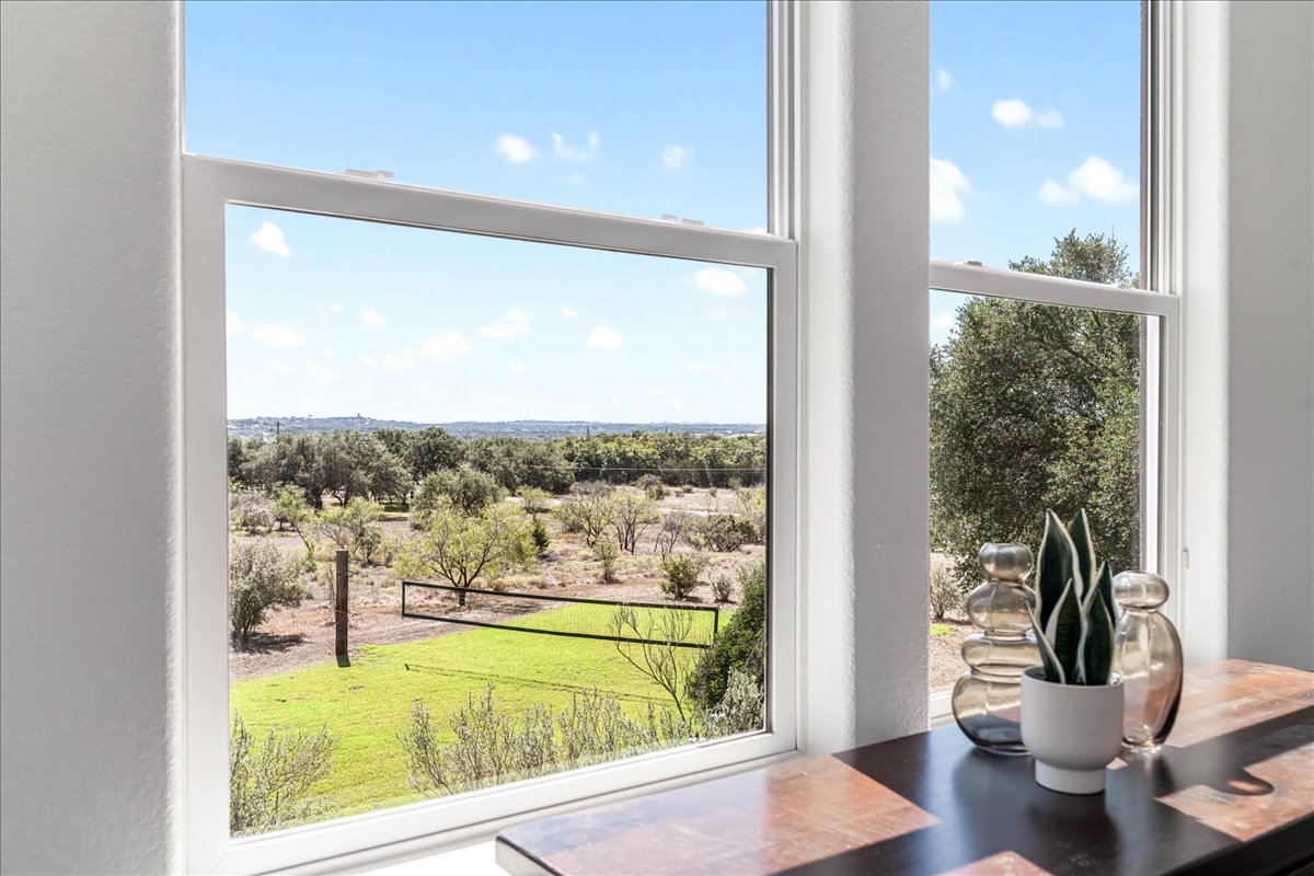 23802 Oscar Road Spicewood, TX 78669 - Photo 28 of 40 Gallery Image 28
