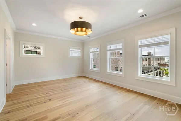 $1,170,339 | 354 Eastern Wharf Avenue, Savannah, GA 31401