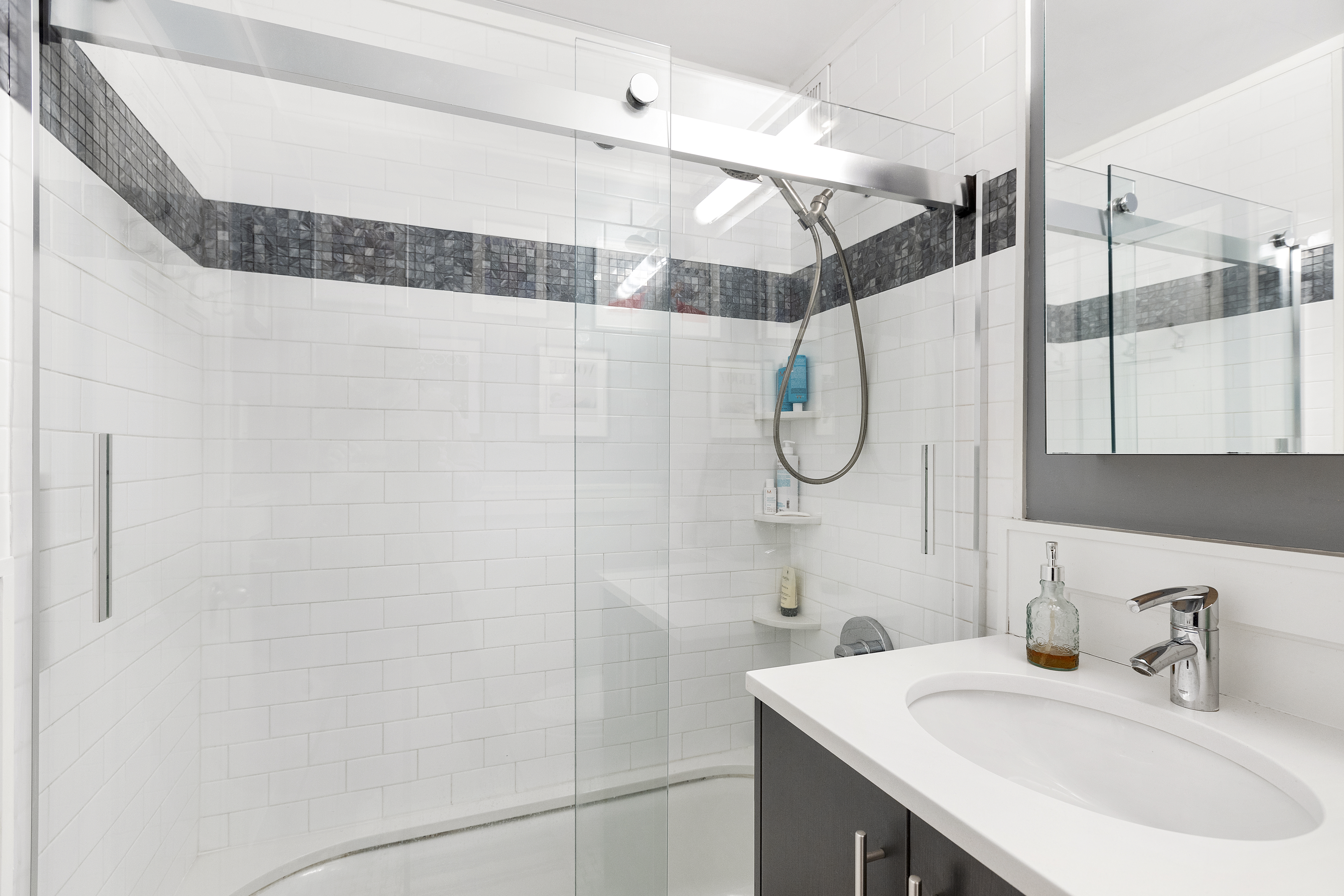 205 3rd Avenue, Unit 17P Manhattan, NY 10003 - Photo 9 of 11