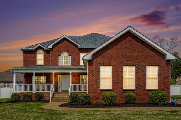 $709,900 | 107 Seven Springs Drive, Mount Juliet, TN 37122