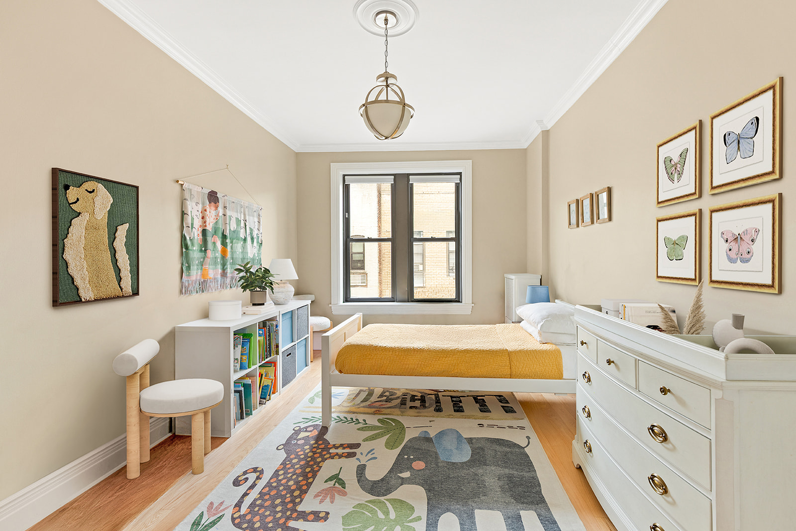 125 Eastern Parkway, Unit 6CK Brooklyn, NY 11238 - Photo 6 of 16 a bedroom with a bed and a window