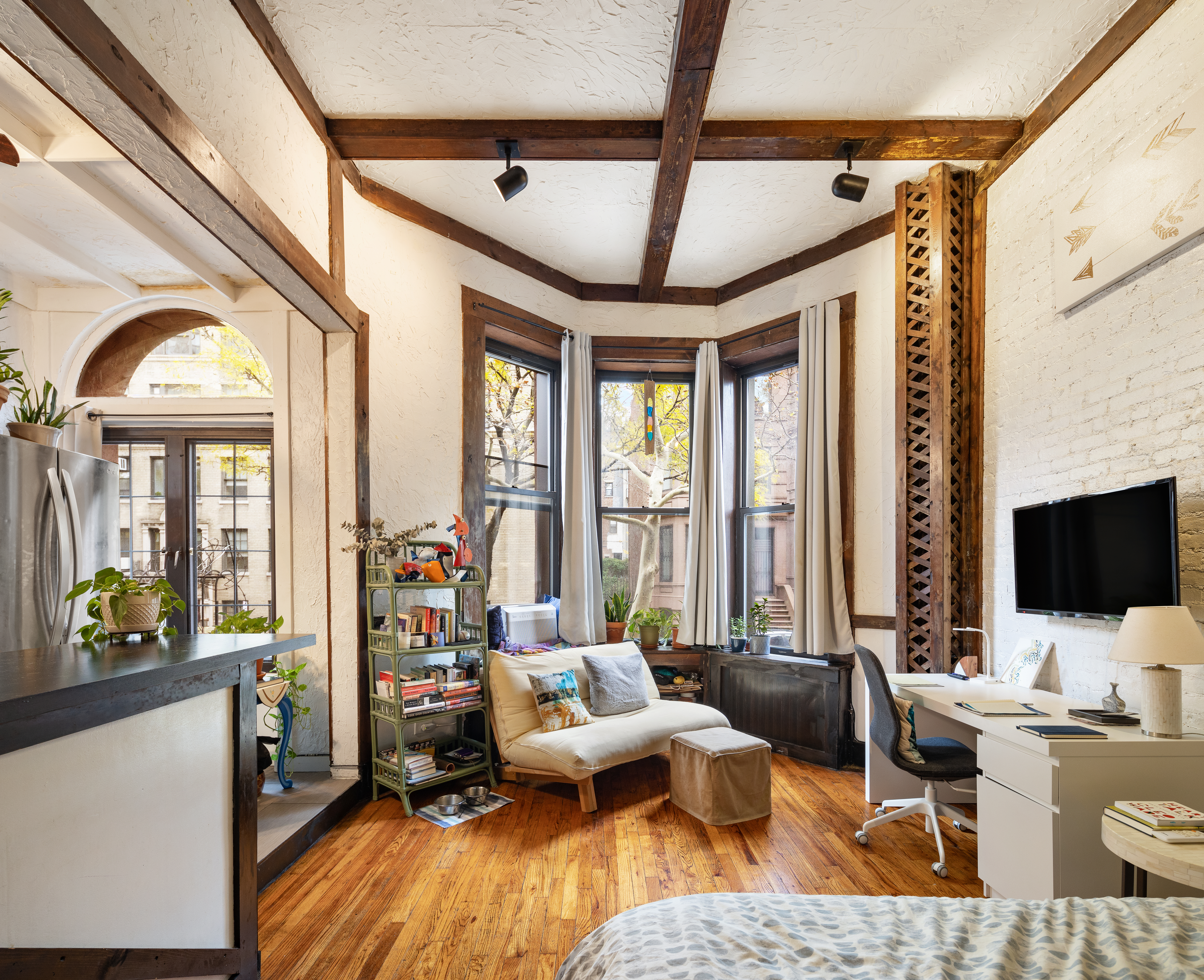 322 West 104th Street Manhattan, NY 10025 - Photo 13 of 24