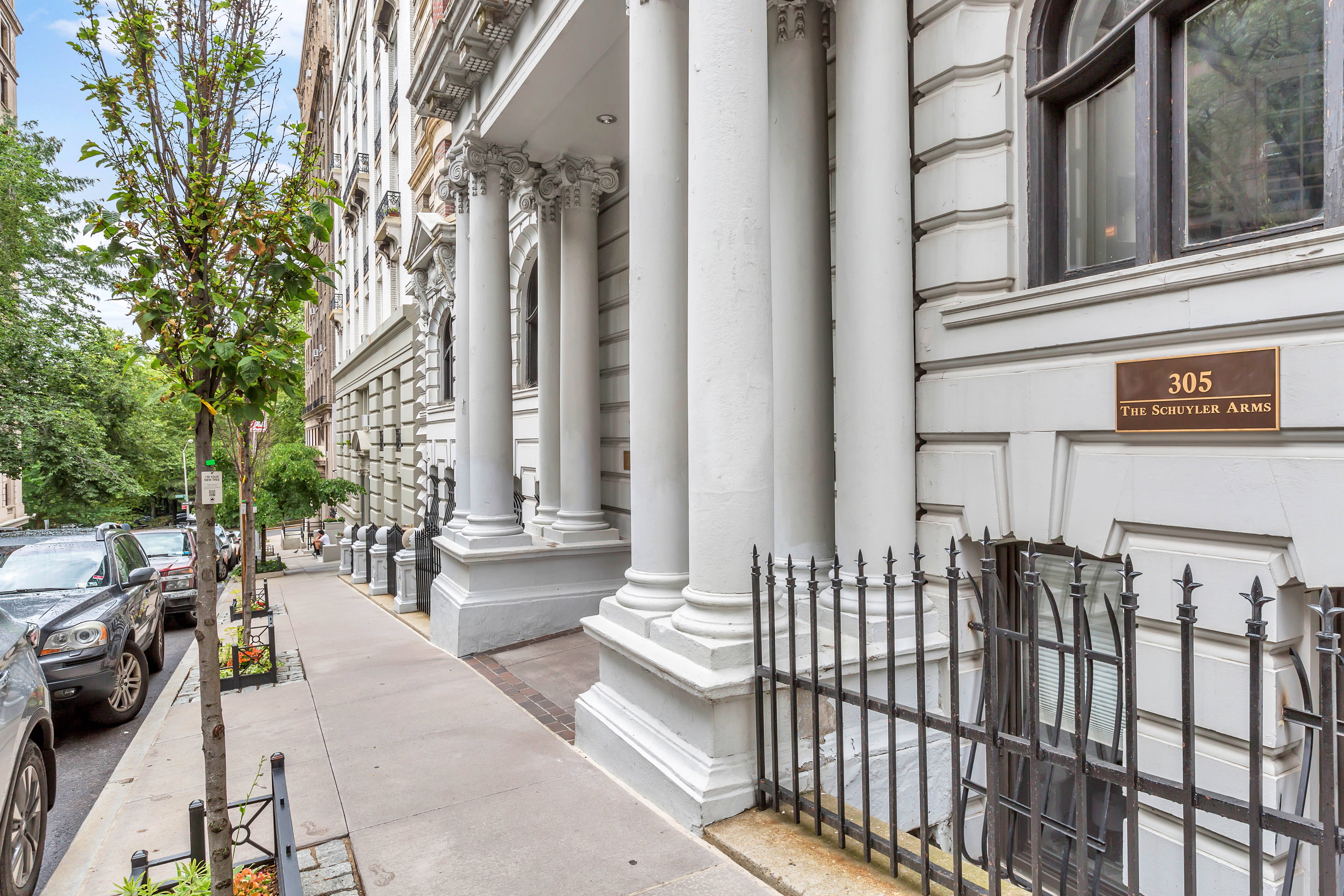 305 West 98th Street, Unit 7CS Manhattan, NY 10025 - Photo 15 of 18 a view of a house with outdoor seating