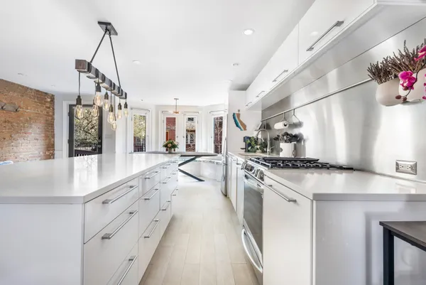 Contact Agent | 24 Dartmouth Place, Unit 24, Boston, MA 02116