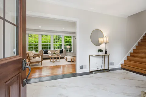 Contact Agent | 6613 Bradley Boulevard, Bethesda, MD 20817