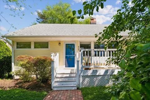 $565,000 | 905 Robin Road, Silver Spring, MD 20901