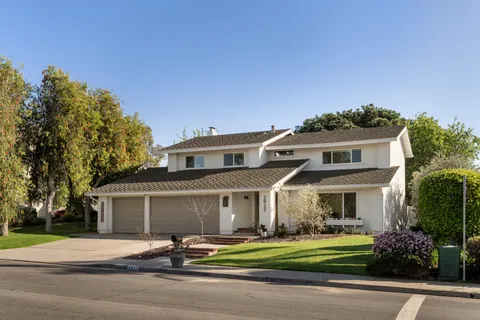 $1,995,000 | 2927 Levante Street, Carlsbad, CA 92009