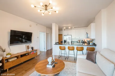 $350,000 | 451 West Huron Street, Unit 804, Chicago, IL 60654