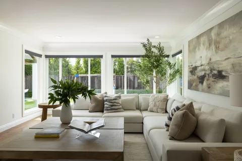 $4,850,000 | 1609 Ruth Lane, Newport Beach, CA 92660