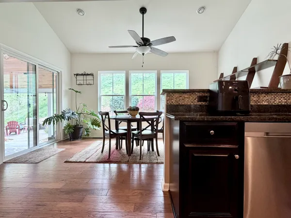 $780,000 | 222 Overlook Drive, McMurray, PA 15317