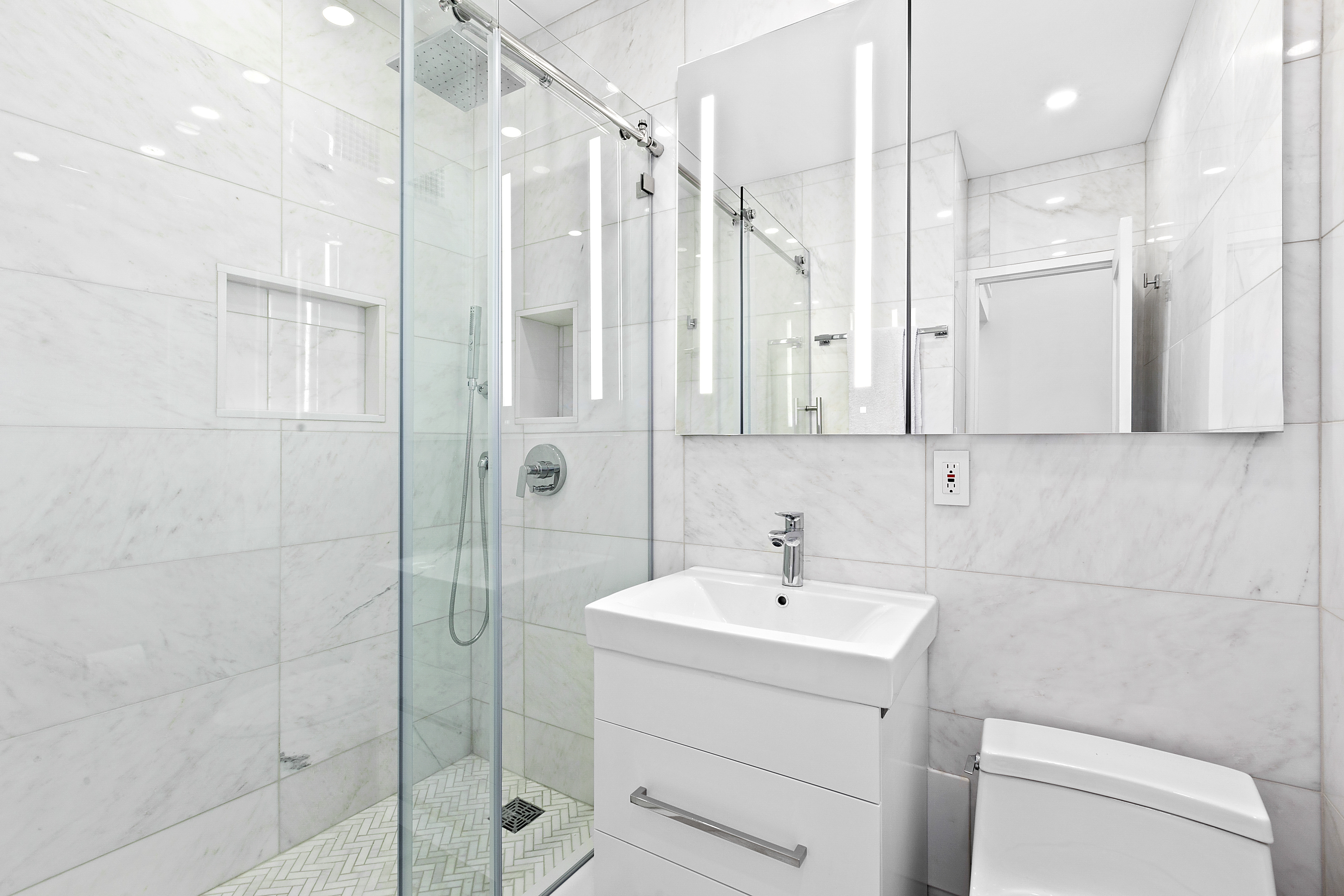 315 7th Avenue, Unit 16C Manhattan, NY 10001 - Photo 5 of 9 Gallery Image 5