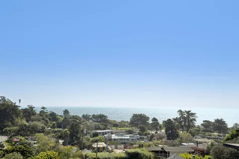 $3,680,000 | 40 Laurel Avenue, Stinson Beach, CA 94970