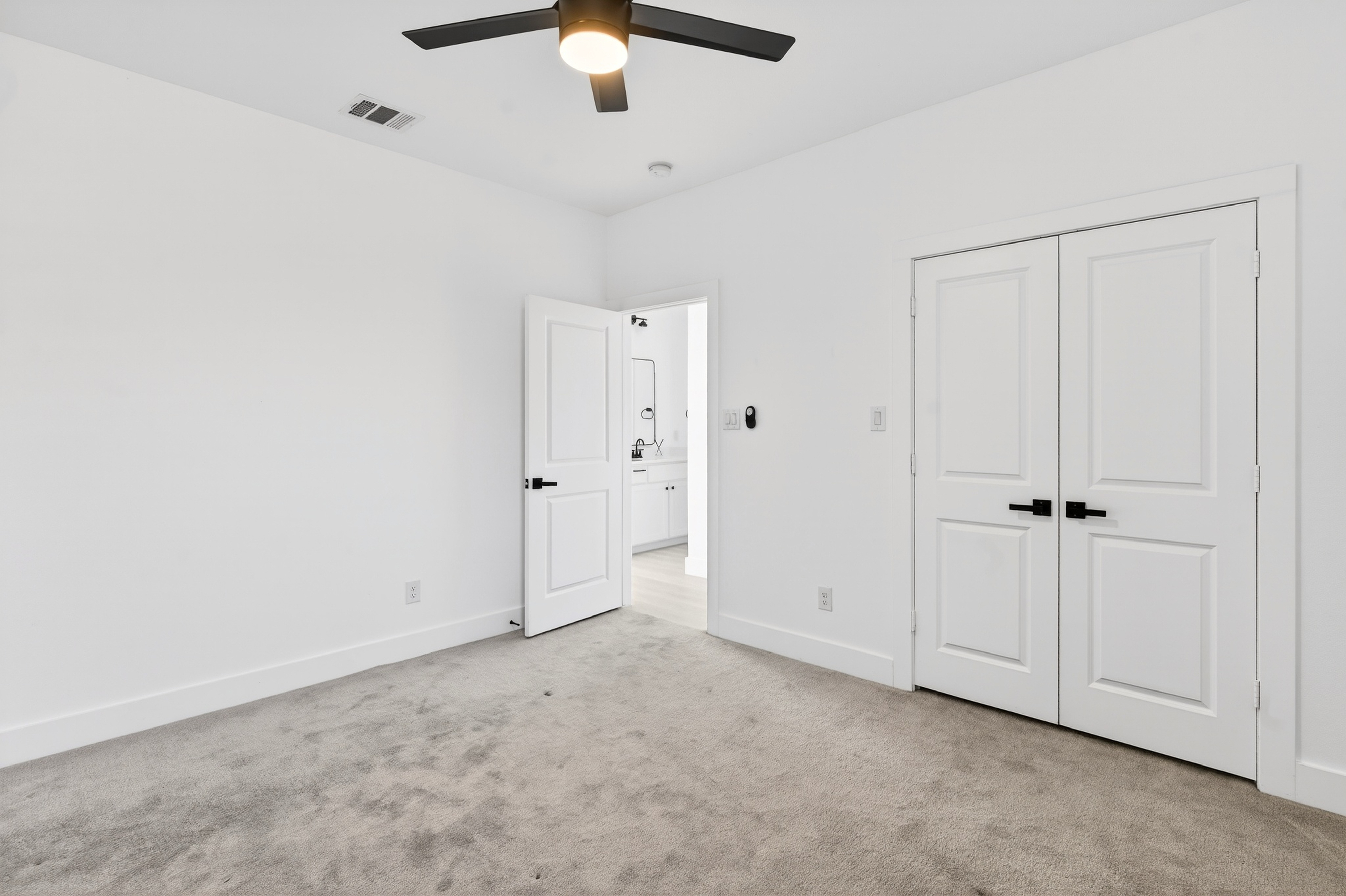 531 West Laureland Road Dallas, TX 75232 - Photo 30 of 47