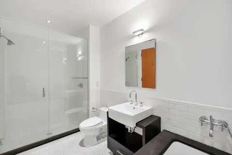 $1,075,000 | 110 Livingston Street, Unit 9P | Downtown Brooklyn