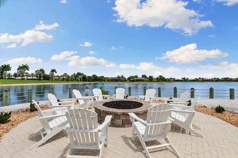 $829,999 | 14523 Topsail Drive, Naples, FL 34114