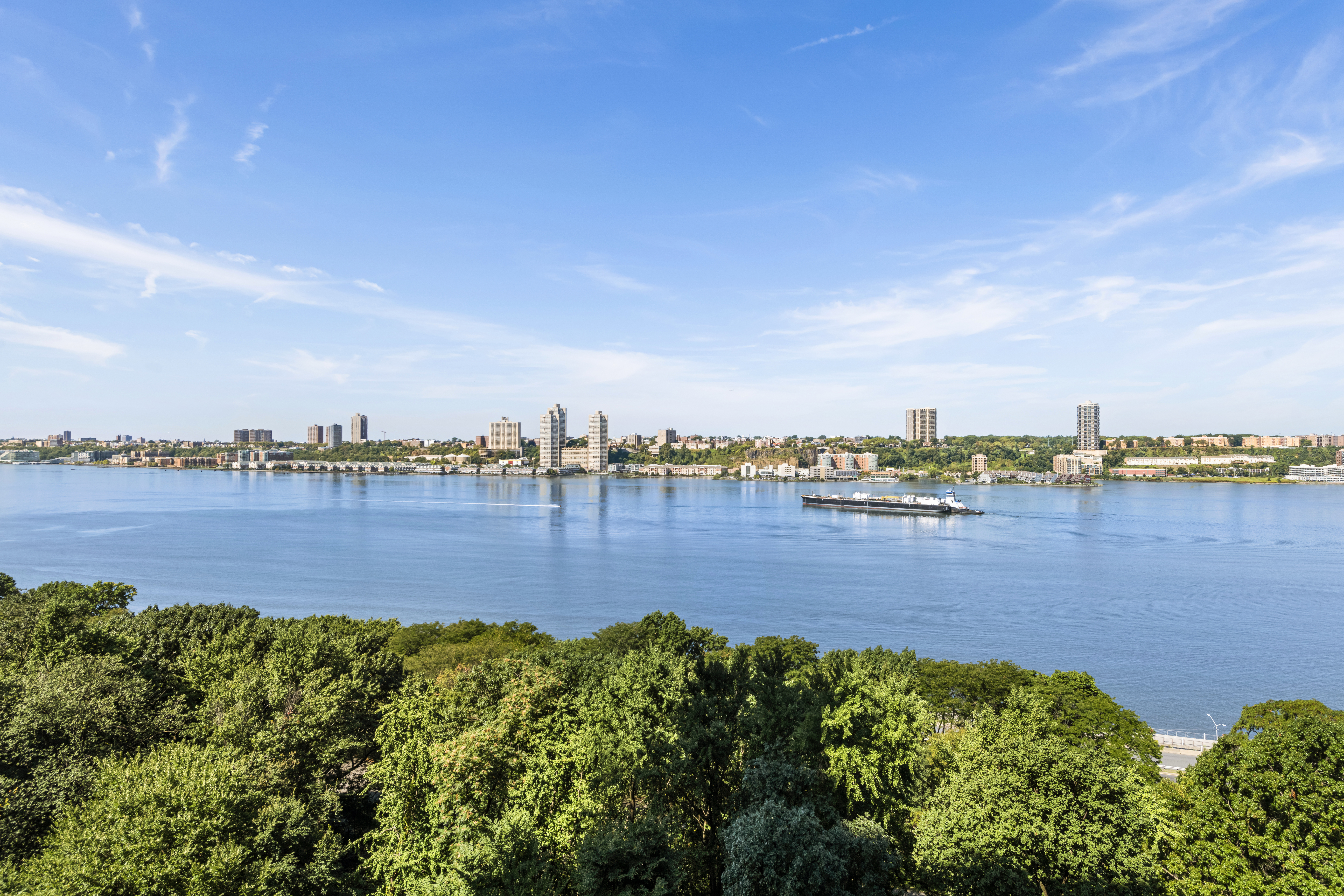 140 Riverside Drive, Unit 12K Manhattan, NY 10024 - Photo 13 of 17