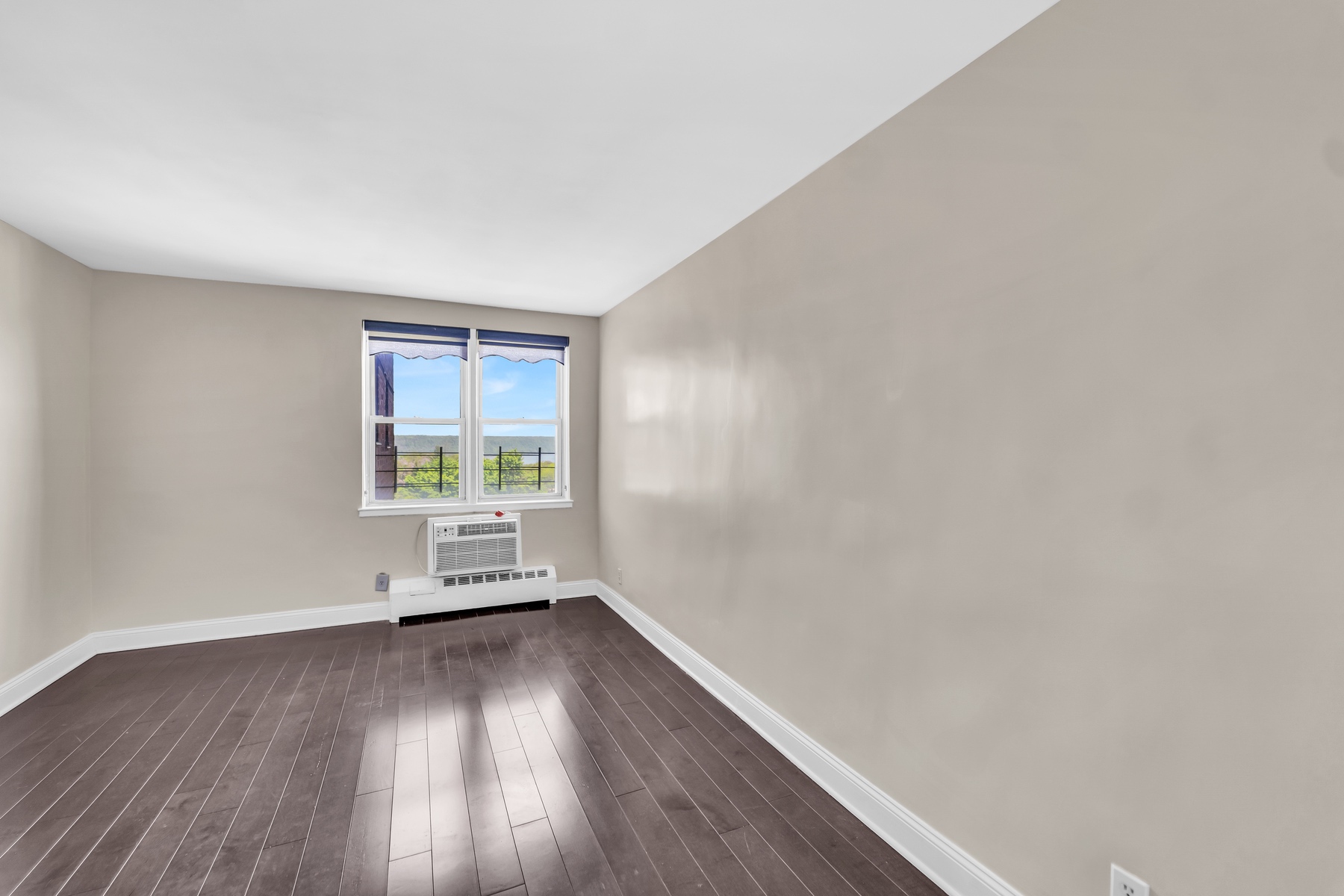 5700 Arlington Avenue, Unit 9X Bronx, NY 10471 - Photo 5 of 18