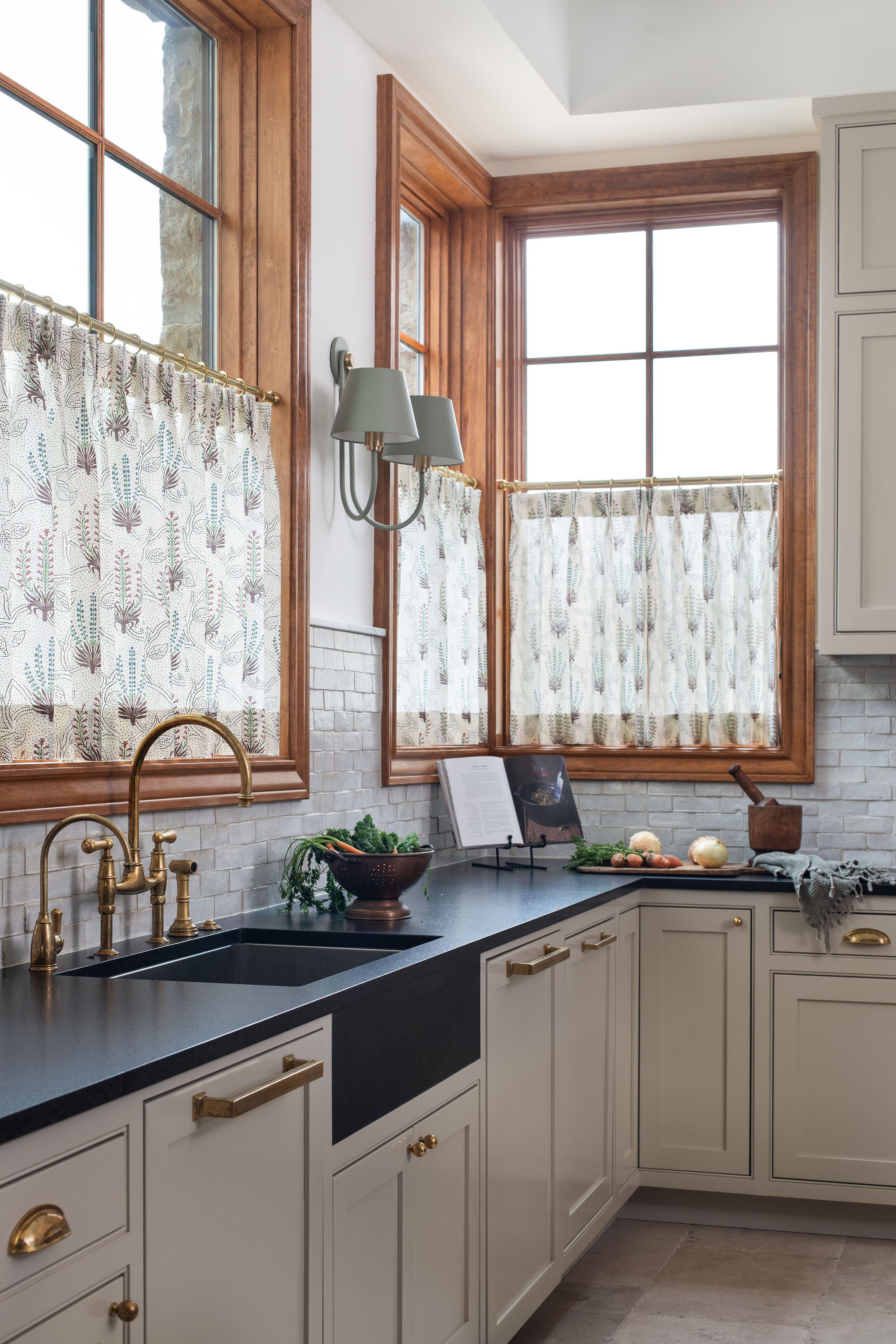 600 Logans Lane Austin, TX 78746 - Photo 3 of 67