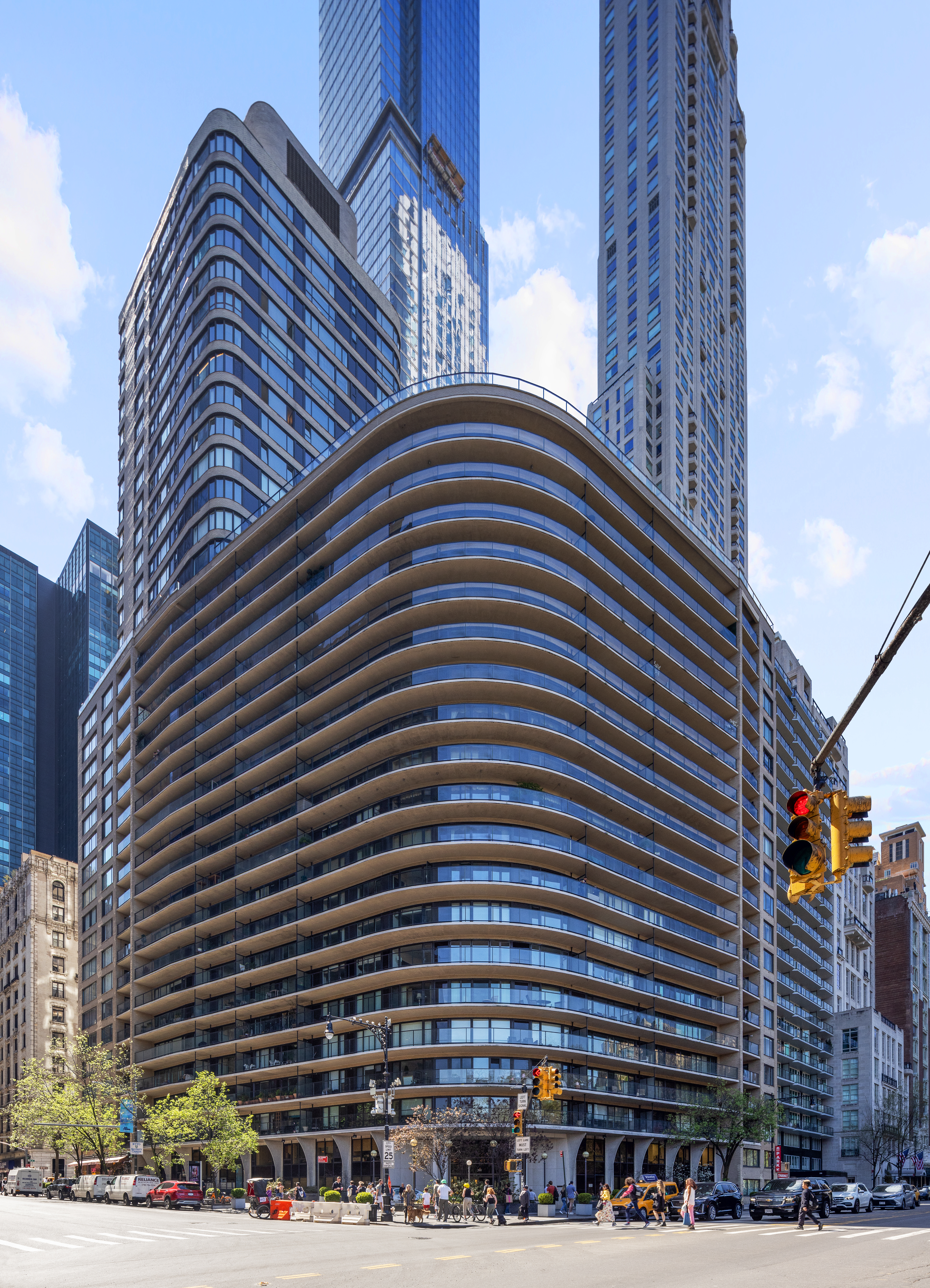 200 Central Park South, Unit 20J Manhattan, NY 10019 - Photo 13 of 15