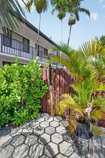 $190,000 | 1901 North Andrews Avenue, Unit 100, Wilton Manors, FL 33311