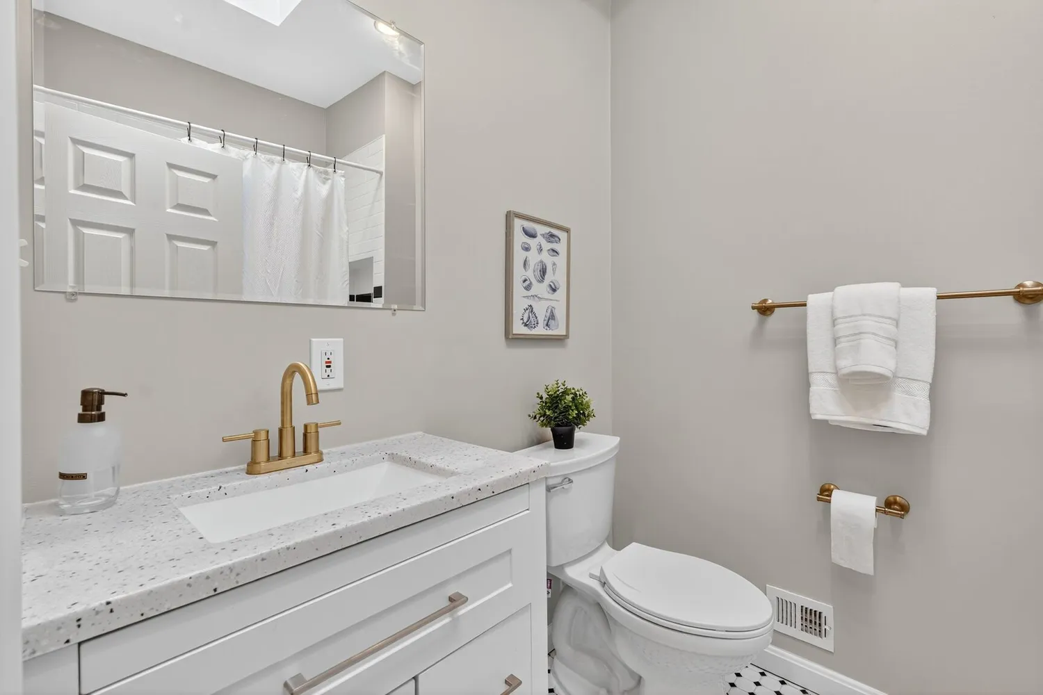 $829,000 | 1019 South Carolina Avenue Southeast, Washington, DC 20003