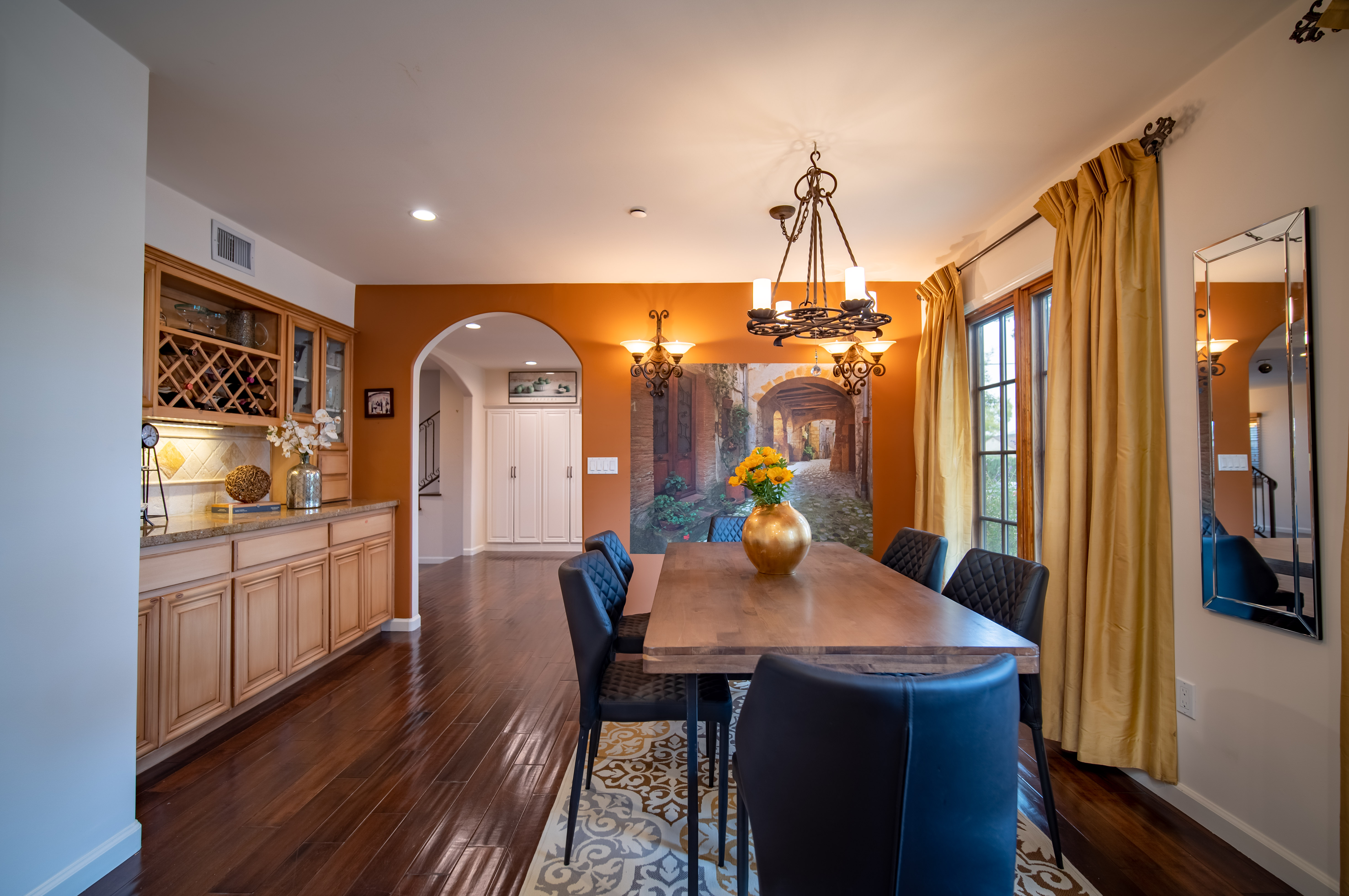 802 North Ford Street Burbank, CA 91505 - Photo 10 of 42