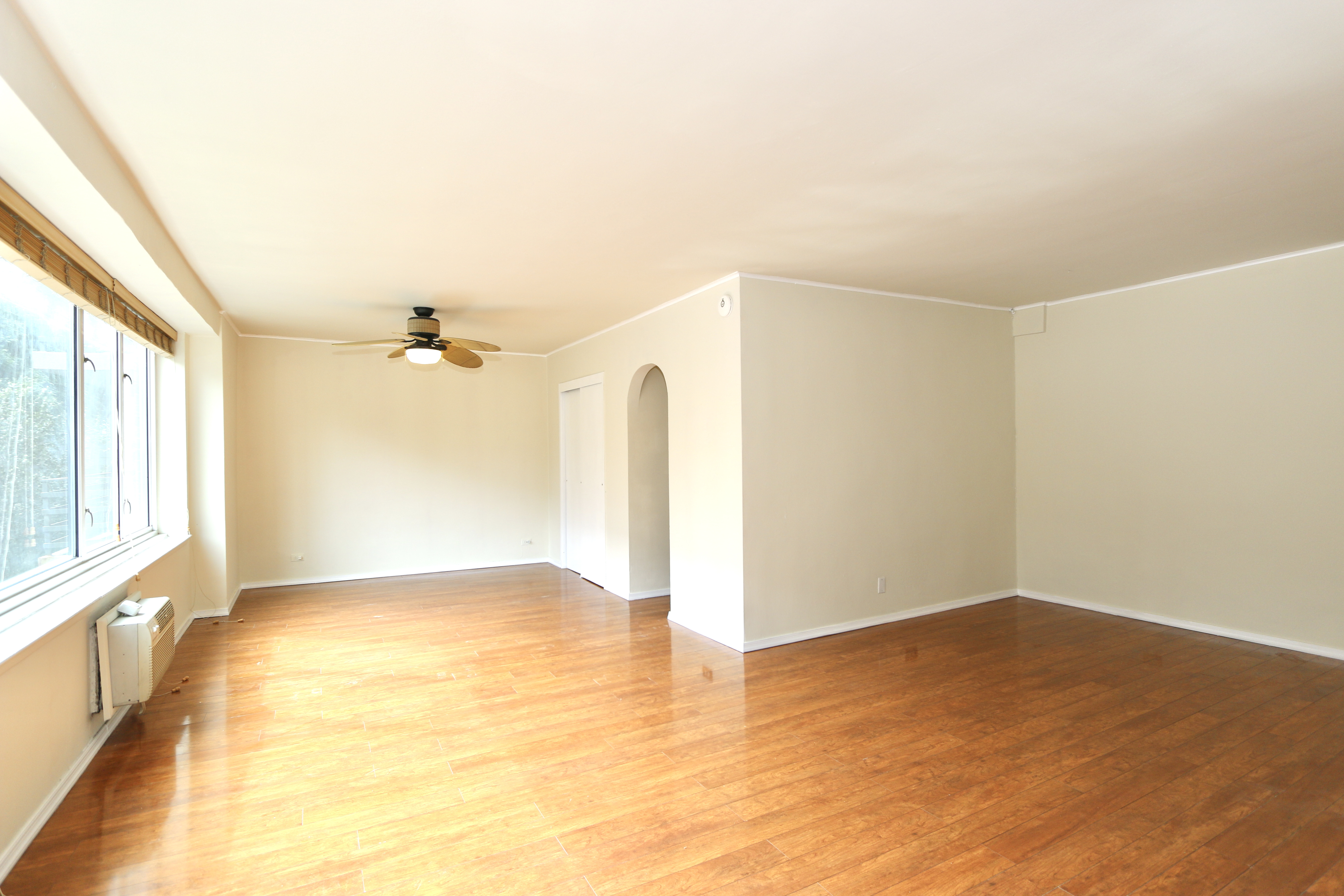 392 Central Park West, Unit 4L Manhattan, NY 10025 - Photo 1 of 6