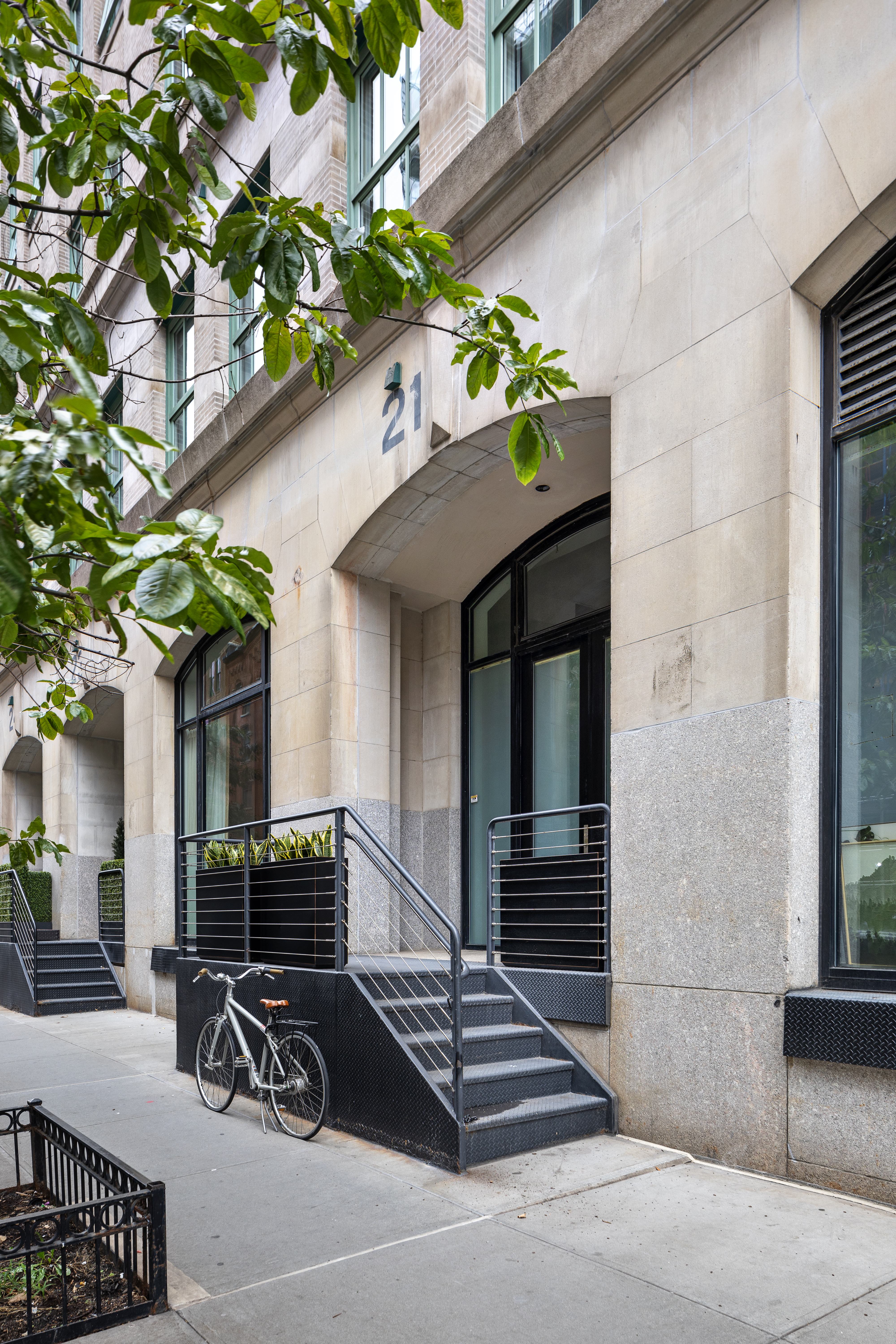 415 Greenwich Street, Unit THD Manhattan, NY 10013 - Photo 15 of 19