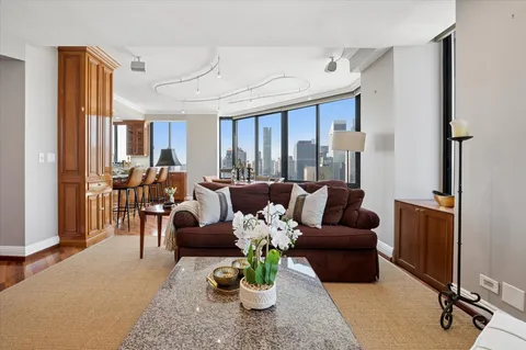 $2,250,000 | 304 East 65th Street, Unit PHB | Lenox Hill