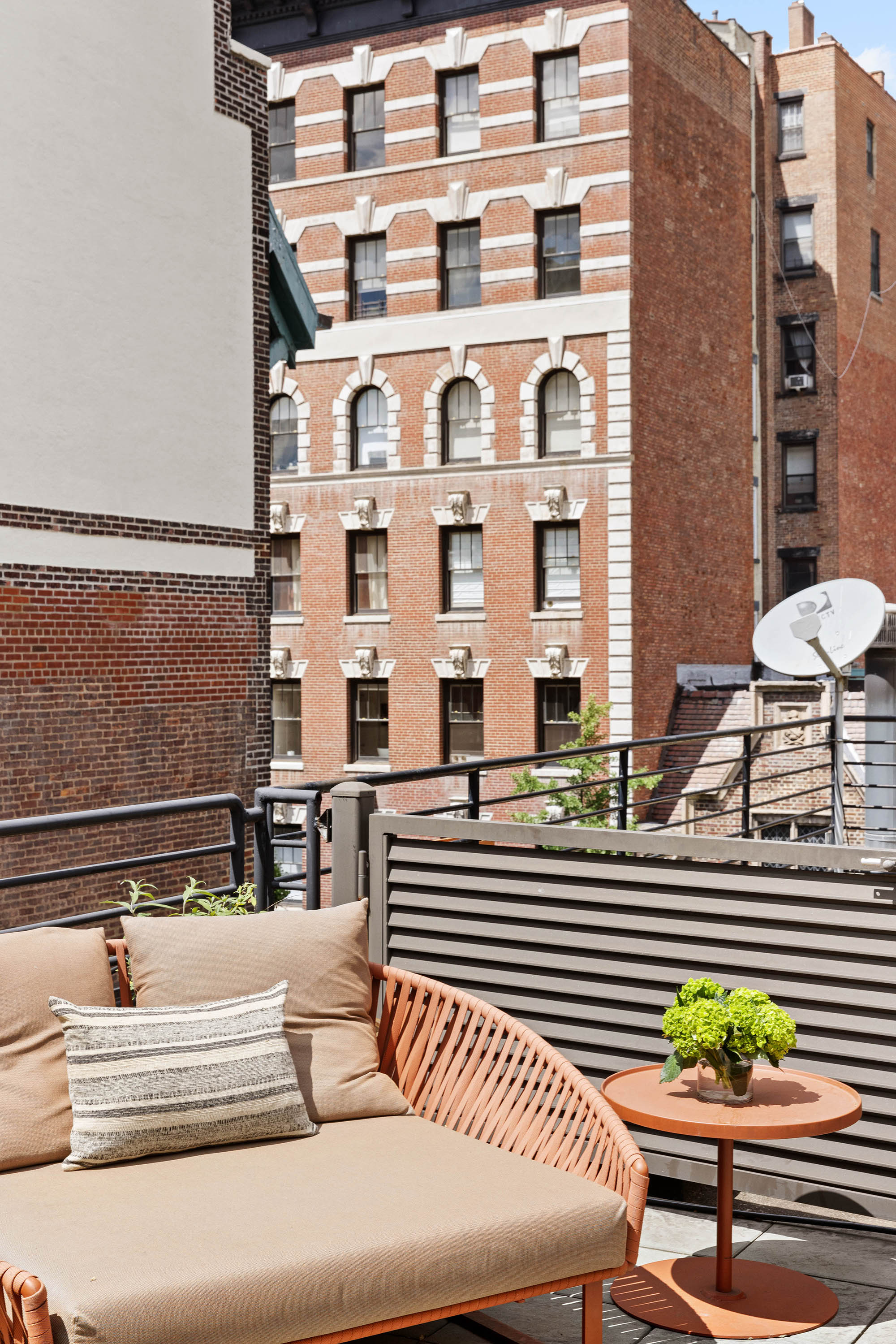 136 East 19th Street, Unit PHW Manhattan, NY 10003 - Photo 18 of 22