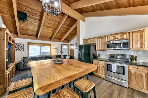 $599,000 | 2666 South Upper Truckee Road, South Lake Tahoe, CA 96150