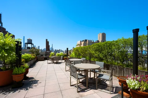 $2,995,000 | 176 West 87th Street, Unit 4A | Upper West Side