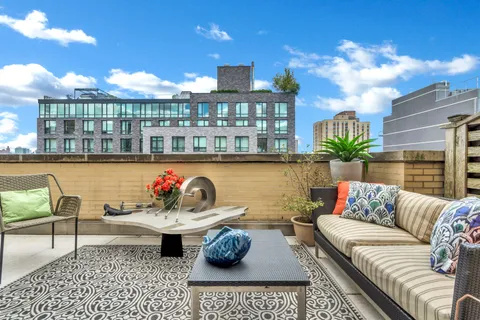 $1,450,000 | 40 West 116th Street, Unit A907 | Harlem