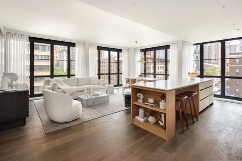 $5,950,000 | 250 West 96th Street, Unit 17C | Upper West Side