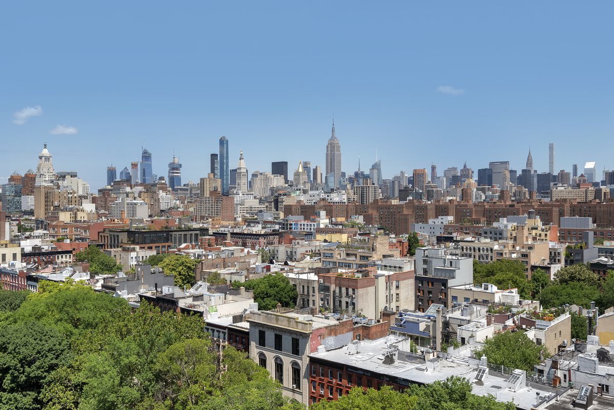 143 Avenue B, Unit 12E Manhattan, NY 10009 - Photo 2 of 8 a view of a city