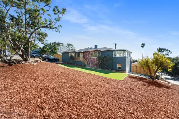 $1,995,000 | 4205 Mason Street, San Diego, CA 92110