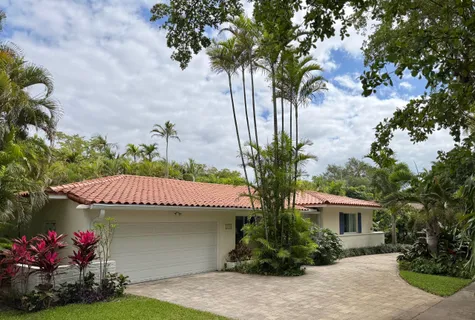 $2,390,000 | 515 Daroco Avenue, Coral Gables, FL 33146