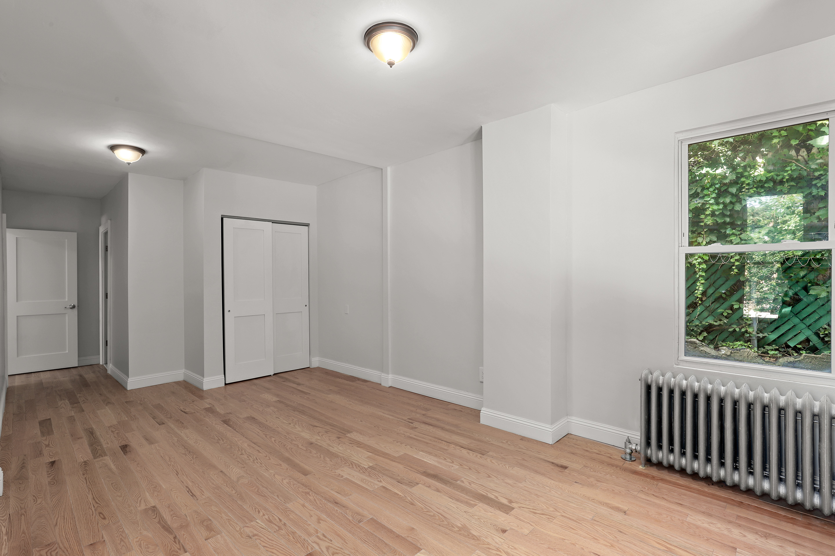 156 Summit Place Bronx, NY 10463 - Photo 32 of 38