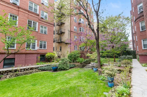 $615,000 | 35-24 78th Street, Unit B24 | Jackson Heights