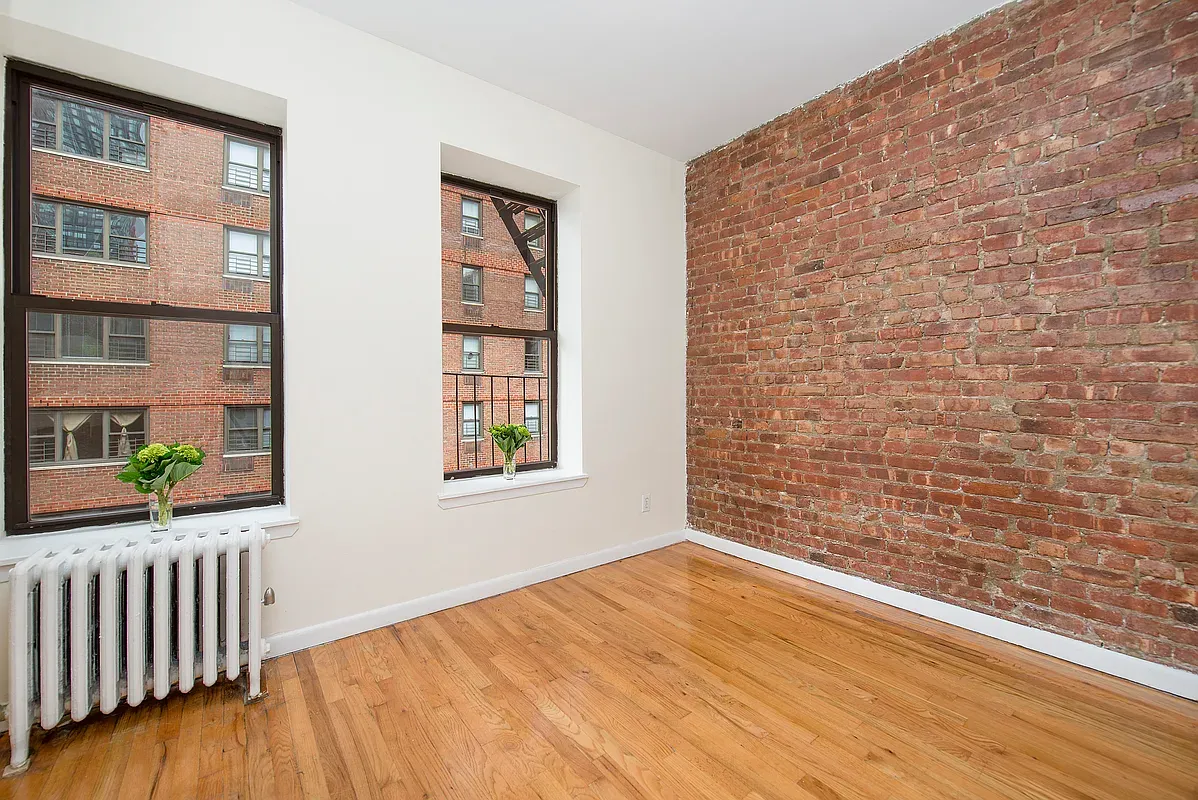 $2,575 | 309 East 95th Street, Unit 15 | Upper East Side