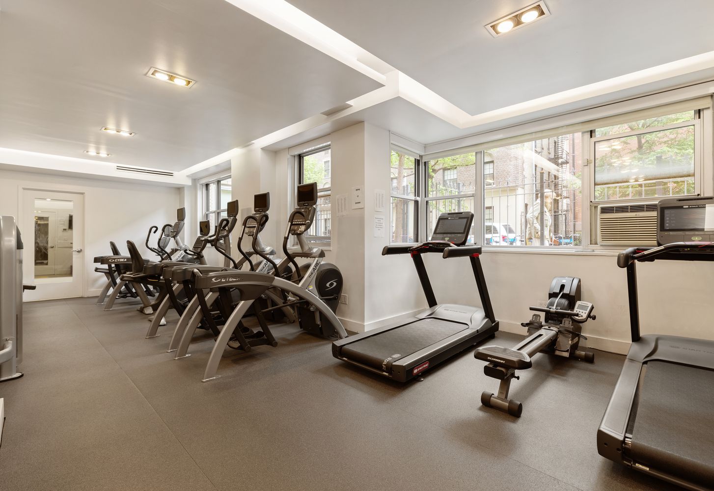 11 5th Avenue, Unit 3R Manhattan, NY 10003 - Photo 9 of 12 a view of a room with gym equipment