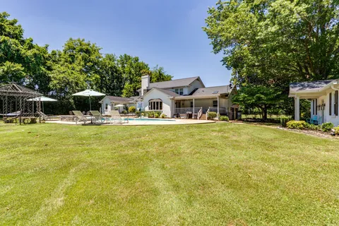 $3,200,000 | 510 Granny White Pike, Brentwood, TN 37027